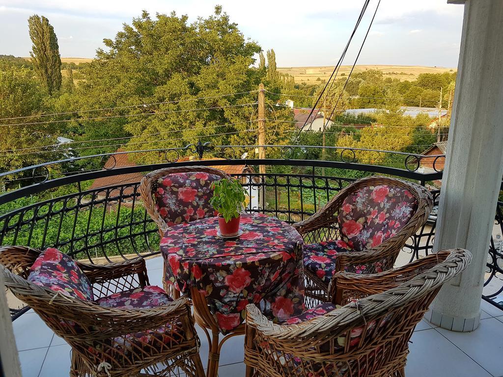 Apartment Cace كومانوفو المظهر الخارجي الصورة
