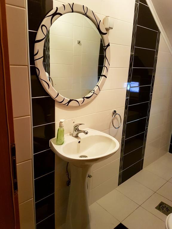Apartment Cace كومانوفو المظهر الخارجي الصورة